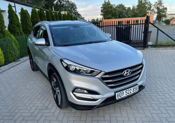 Hyundai Tucson cena 69900 przebieg: 77000, rok produkcji 2016 z Jarocin małe 254
